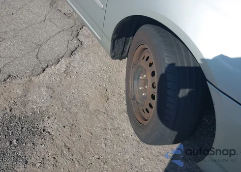 2003 Toyota Corolla Le из США, поврежденный, VIN 2T1BR32E63C133803